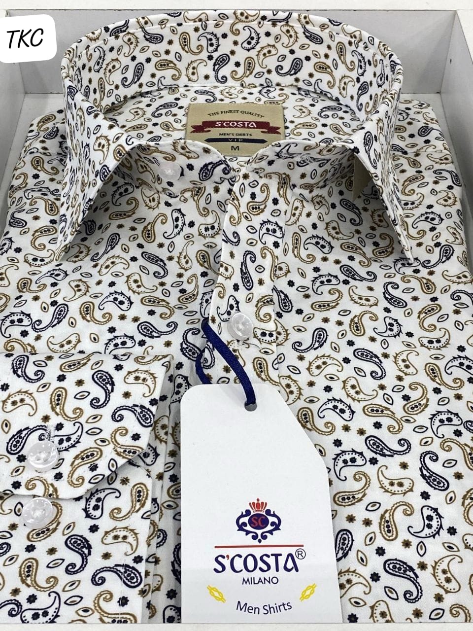 Men's slim fit shirt (formal shirt).