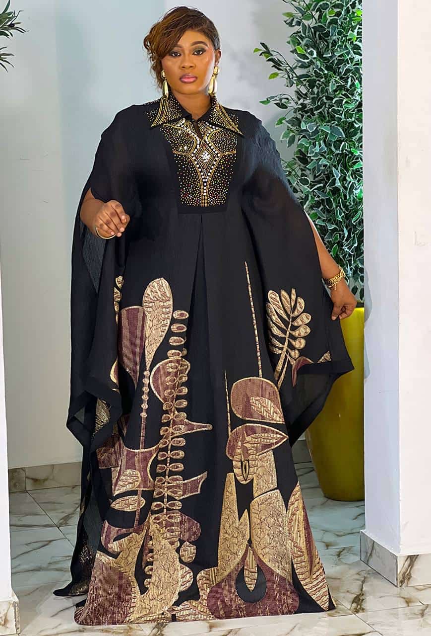Rich Antie Model with Spice